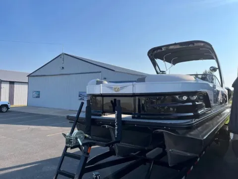 Photos of 2023 Avalon Excalibur 2785 Twin QL for sale in Charlevoix, MI at Dry Harbour Marine