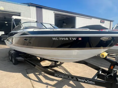 2015 Formula 270 Bowrider for sale in Charlevoix, MI