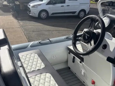 More photos of 2025 Highfield Sport 300 at Dry Harbour Marine, MI