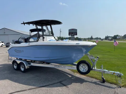 2026 Robalo 202 Explorer for sale in Charlevoix, MI
