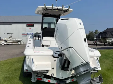 Another view of 2023 Everglades 253 Center Console for sale in Charlevoix, MI at Dry Harbour Marine