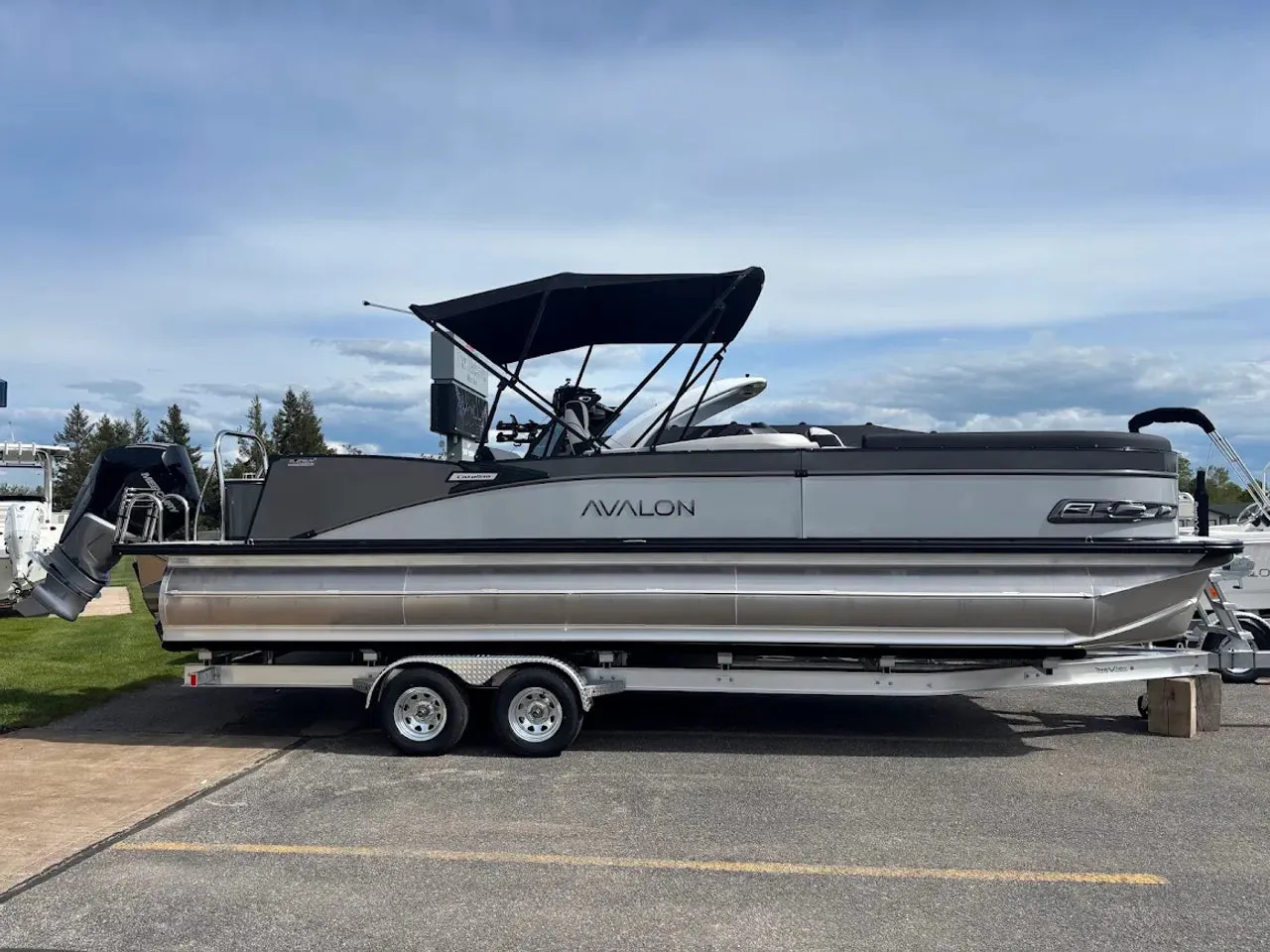 2025 Avalon Catalina Platinum Versatile Rear Bench 2785 for sale in Charlevoix, MI
