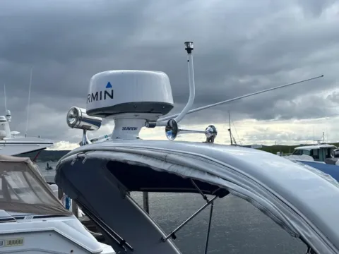 Photos of 2006 Formula 330 Sun Sport for sale in Charlevoix, MI at Dry Harbour Marine