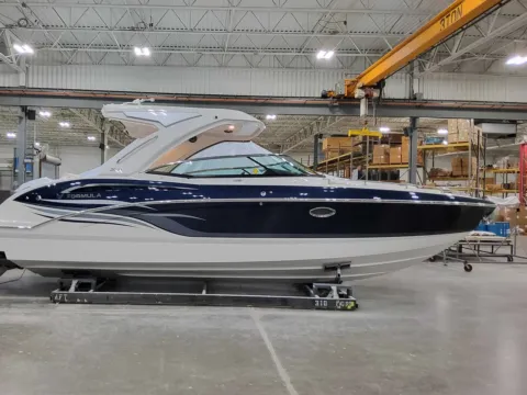 Photos of 2025 Formula 310 Bowrider for sale in Charlevoix, MI at Dry Harbour Marine