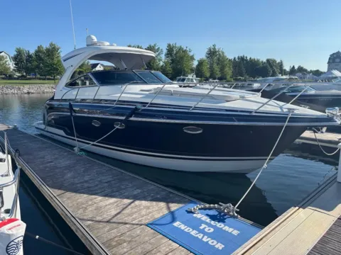 Photos of 2017 Formula 34PC for sale in Charlevoix, MI at Dry Harbour Marine