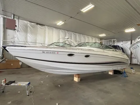 Photos of 1999 Formula 330 Sun Sport for sale in Charlevoix, MI at Dry Harbour Marine