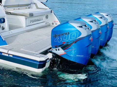 More photos of 2019 Formula 430 Super Sport Crossover at Dry Harbour Marine, MI