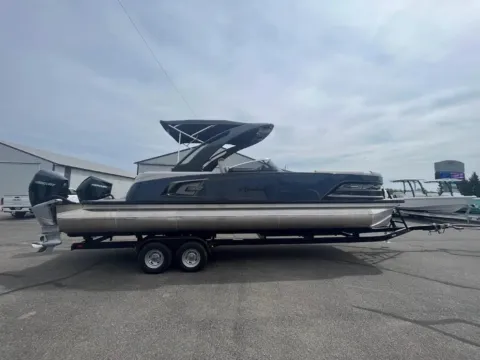 2022 Avalon Excalibur 27 Twin Quad Lounge for sale in Charlevoix, MI