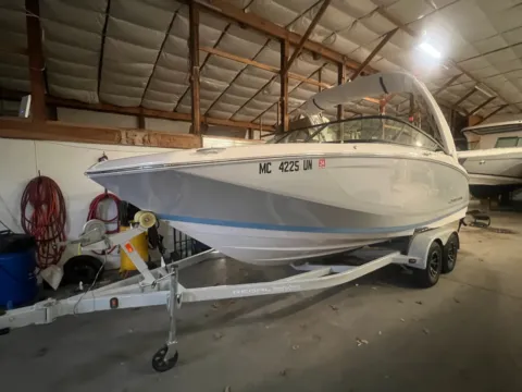 More photos of 2021 Regal 22 Fasdeck at Dry Harbour Marine, MI