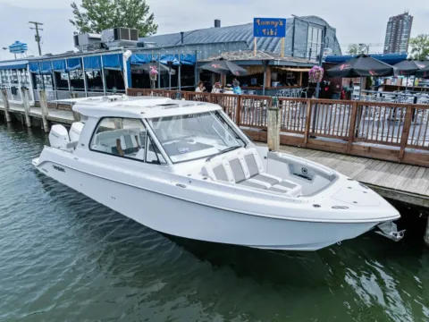 2026 Everglades 367CX for sale in Charlevoix, MI
