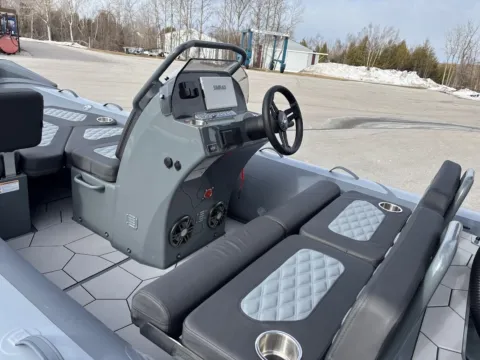 More photos of 2026 Highfield Sport 520 at Dry Harbour Marine, MI