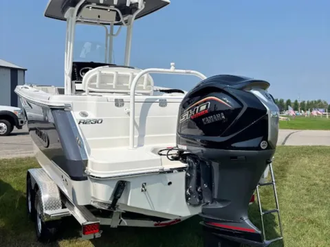Photos of 2026 Robalo R230 for sale in Charlevoix, MI at Dry Harbour Marine