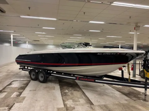 More photos of 2003 Chris-Craft Launch 28 at Dry Harbour Marine, MI