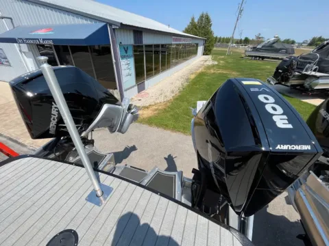More photos of 2023 Avalon Excalibur 2785 LTD Twin QL at Dry Harbour Marine, MI