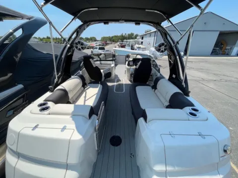 More photos of 2023 Avalon Excalibur 2785 LTD Twin QL at Dry Harbour Marine, MI