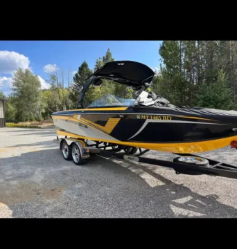 Used 2013 Tige Z3 for sale in Charlevoix, MI at Dry Harbour Marine