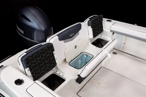 More photos of 2026 Robalo R207 Dual Console at Dry Harbour Marine, MI