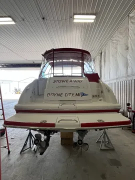 Photos of 2004 Formula 370 Sun Sport for sale in Charlevoix, MI at Dry Harbour Marine