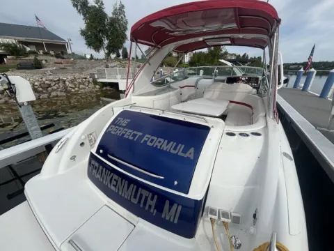 More photos of 2004 Formula 370 Super Sport at Dry Harbour Marine, MI