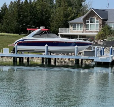 Photos of 2004 Formula 370 Sun Sport for sale in Charlevoix, MI at Dry Harbour Marine