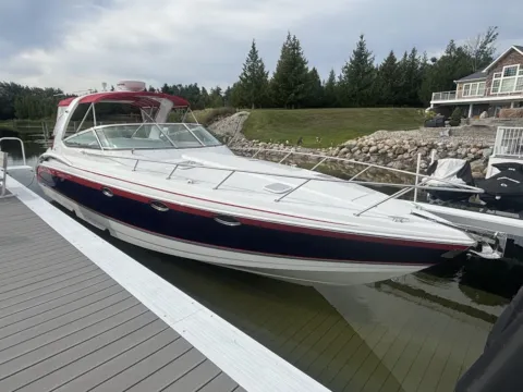 More photos of 2004 Formula 370 Super Sport at Dry Harbour Marine, MI