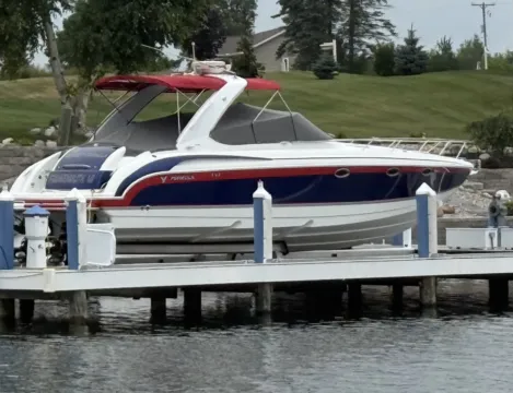 Another view of 2004 Formula 370 Sun Sport for sale in Charlevoix, MI at Dry Harbour Marine