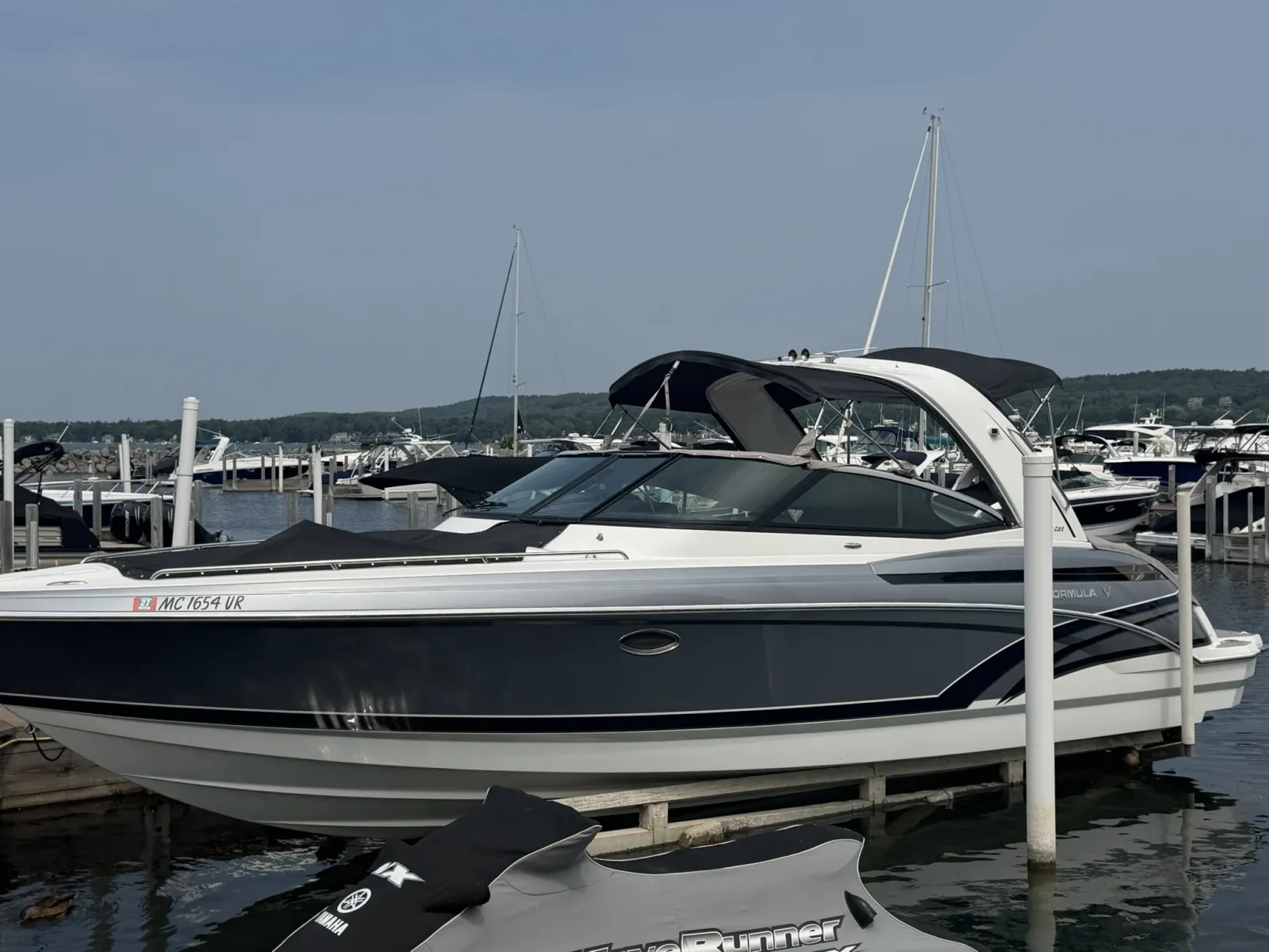Photos of 2015 Formula 330 Crossover Bowrider for sale in Charlevoix, MI at Dry Harbour Marine