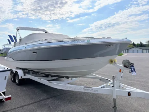 More photos of 2010 Formula 270 Bowrider at Dry Harbour Marine, MI