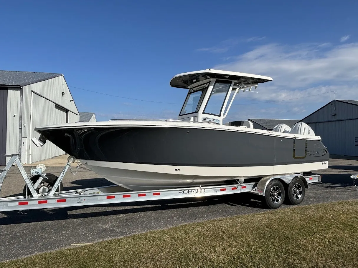 2024 Robalo R250 for sale in Charlevoix, MI