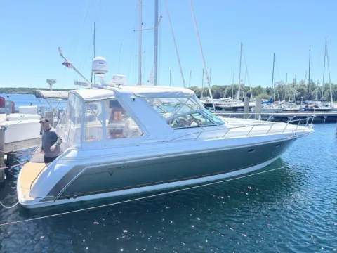 Gold 2004 Formula 41 PC for sale in Charlevoix, MI