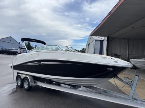 Photos of 2008 Sea Ray 260 Sundeck for sale in Charlevoix, MI at Dry Harbour Marine