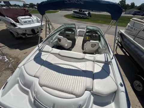 More photos of 2005 Crownline 206LS at Dry Harbour Marine, MI