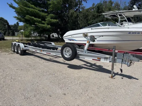 2007 Phoenix A2931-15240TRB for sale in Charlevoix, MI