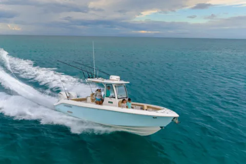 White 2027 Everglades 285CC for sale in Charlevoix, MI