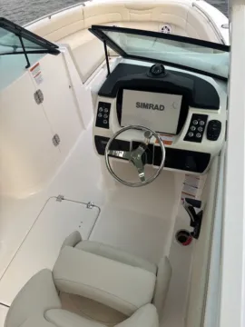 More photos of 2027 Robalo R237 Dual Console at Dry Harbour Marine, MI