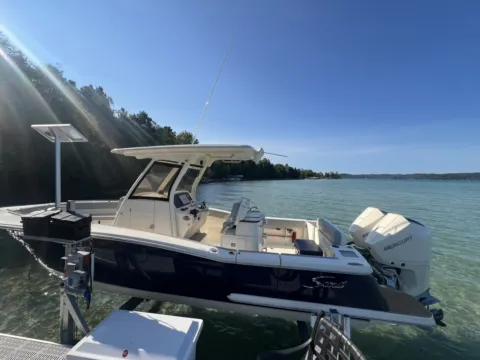 Photos of 2020 Scout 277 LXF for sale in Charlevoix, MI at Dry Harbour Marine