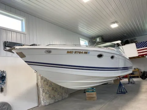 White 2001 Formula 330 Sun Sport for sale in Charlevoix, MI