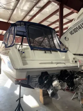 More photos of 2001 Formula 330 Sun Sport at Dry Harbour Marine, MI