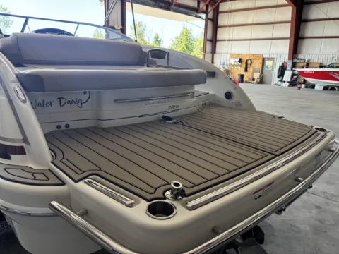Photos of 2015 Formula 270 Bowrider for sale in Charlevoix, MI at Dry Harbour Marine