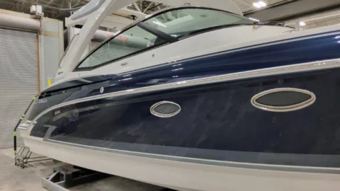 More photos of 2025 Formula 330 Crossover Bowrider at Dry Harbour Marine, MI