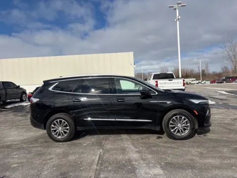 More photos of 2022 Buick Enclave Premium Group at Graff Chevrolet GMC of Michigan City, IN