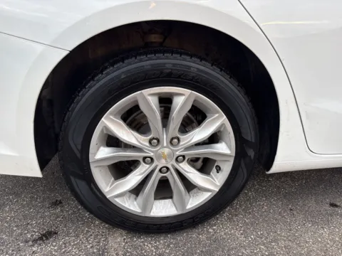 More photos of 2024 Chevrolet Malibu LT at Graff Chevrolet GMC of Michigan City, IN