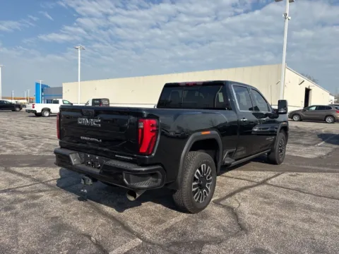 More photos of 2024 GMC Sierra 2500HD Denali Ultimate at Graff Chevrolet GMC of Michigan City, IN
