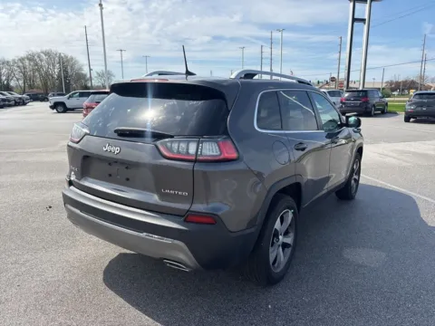 More photos of 2020 Jeep Cherokee Limited at Graff Chevrolet GMC of Michigan City, IN