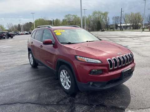 Another view of 2016 Jeep Cherokee Latitude for sale in Michigan City, IN at Graff Chevrolet GMC of Michigan City