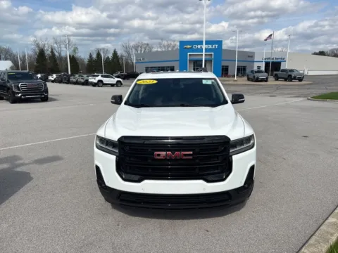 Photos of 2023 GMC Acadia SLT for sale in Michigan City, IN at Graff Chevrolet GMC of Michigan City
