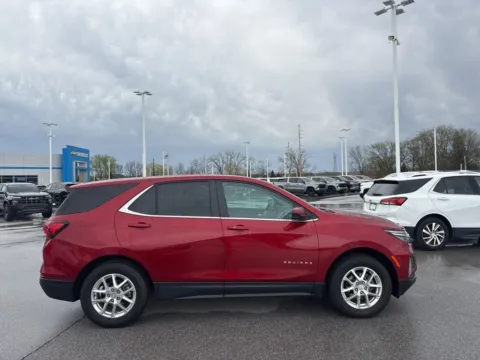 More photos of 2023 Chevrolet Equinox LT at Graff Chevrolet GMC of Michigan City, IN