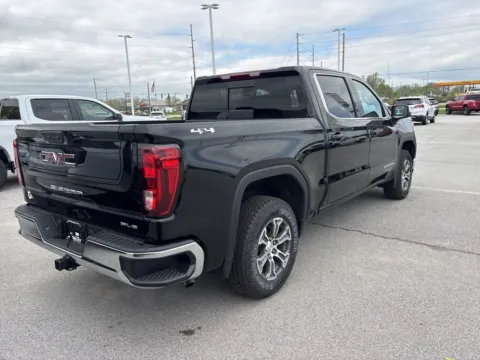 More photos of 2026 GMC Sierra 1500 SLE at Graff Chevrolet GMC of Michigan City, IN