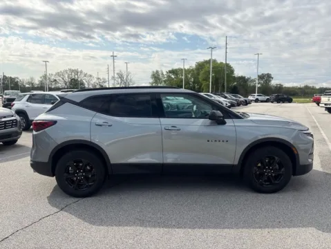More photos of 2023 Chevrolet Blazer LT at Graff Chevrolet GMC of Michigan City, IN