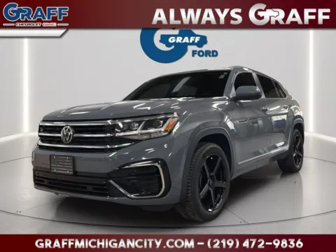 Gray 2021 Volkswagen Atlas Cross Sport 3.6L V6 SEL R-Line for sale in Michigan City, IN